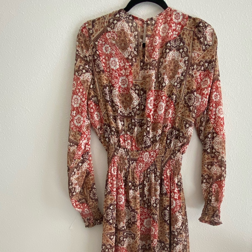 Tommy Hilfiger long sleeve maxi dress in brown/red print size 6 new without tag